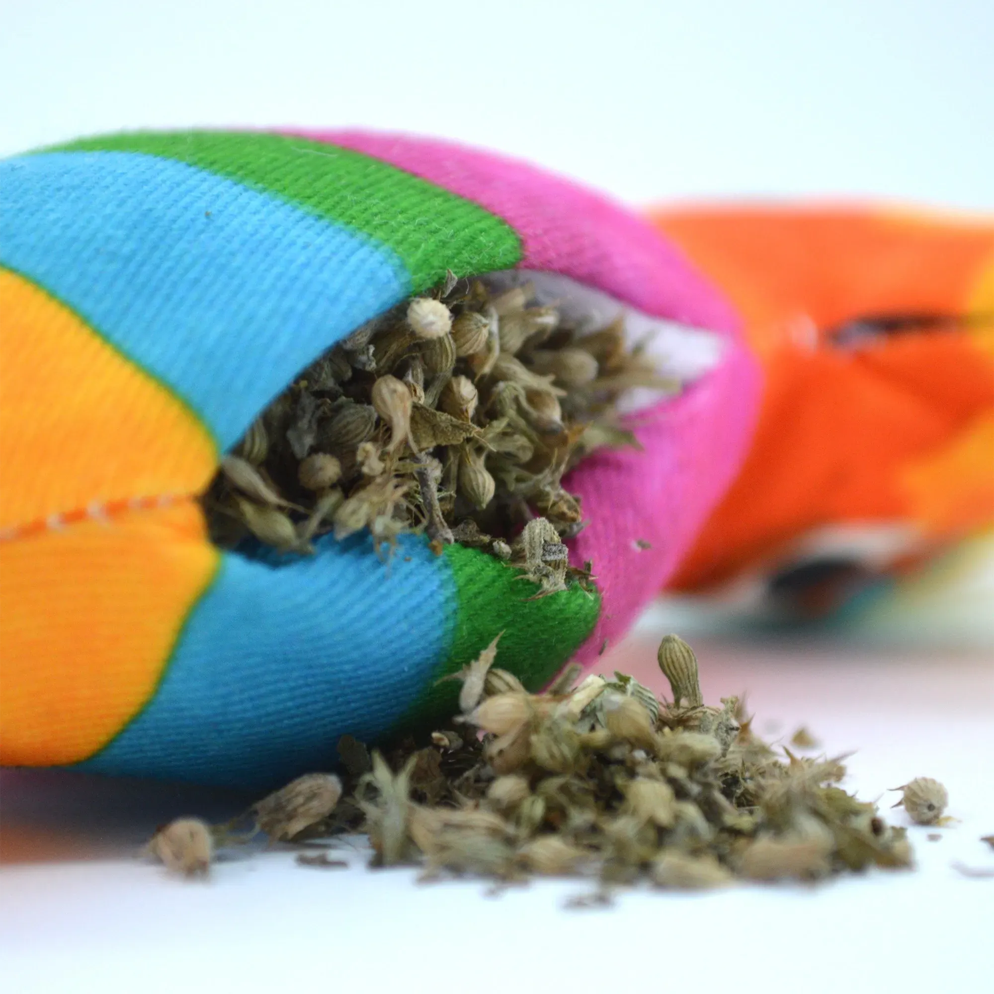 Get Smashed Llama Piñata Refillable Wand Cat Toy