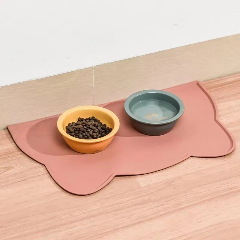 Portable Waterproof Silicone Pet Food Pad - Non-Slip Feeding Mat for Cats and Dogs