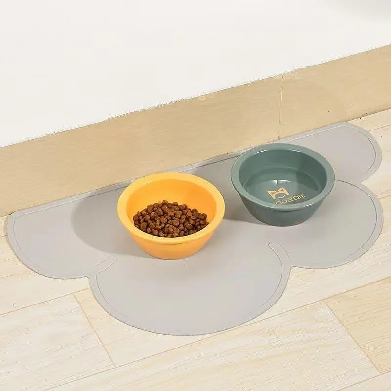 Portable Waterproof Silicone Pet Food Pad - Non-Slip Feeding Mat for Cats and Dogs