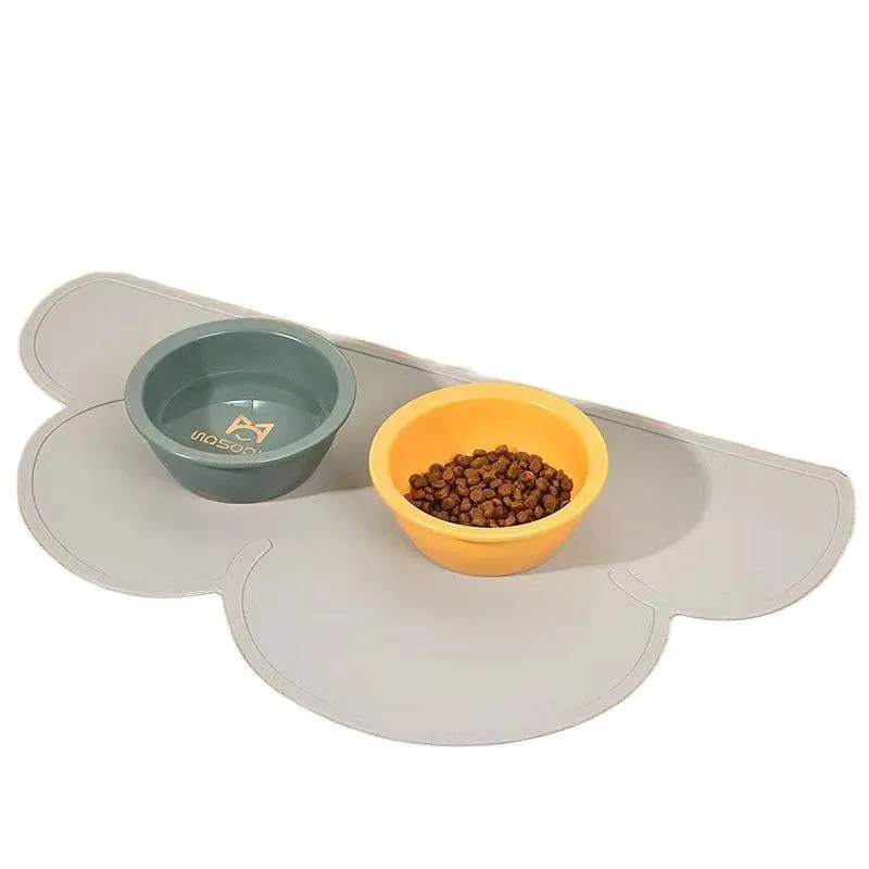 Portable Waterproof Silicone Pet Food Pad - Non-Slip Feeding Mat for Cats and Dogs